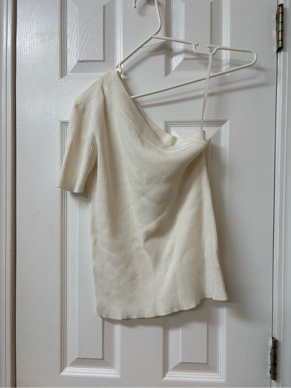 One-Shoulder Ribbed Knit Top in Cream